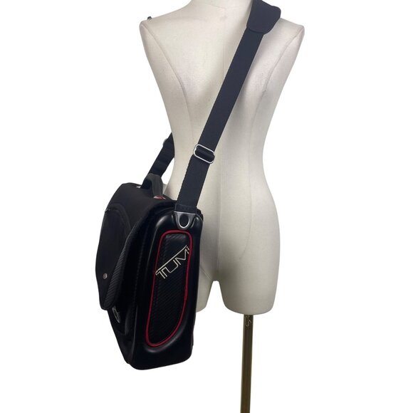 Tumi Men’s Black Nylon Adjustable Strap Durable Travel Laptop Messenger Bag - Picture 16 of 16